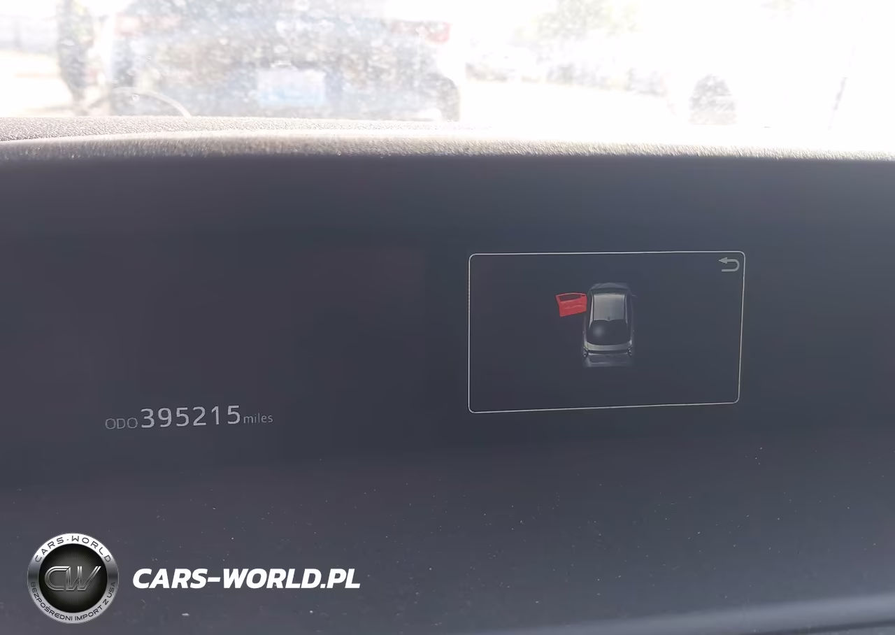 2017 Toyota Prius Three VIN:JTDKARFUXH3050922 - 7