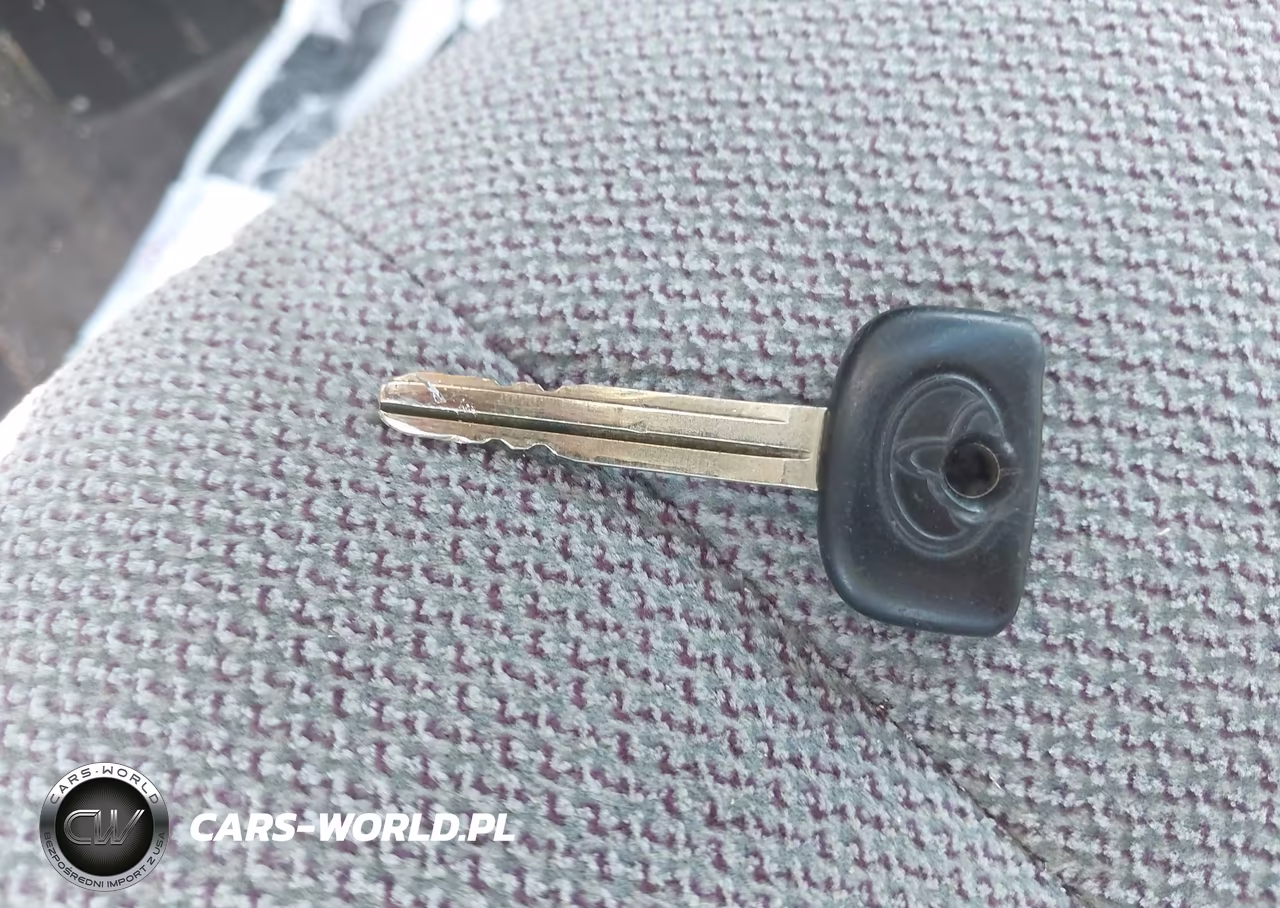 1994 Toyota Camry Le VIN:4T1GK12E2RU852438 - 11
