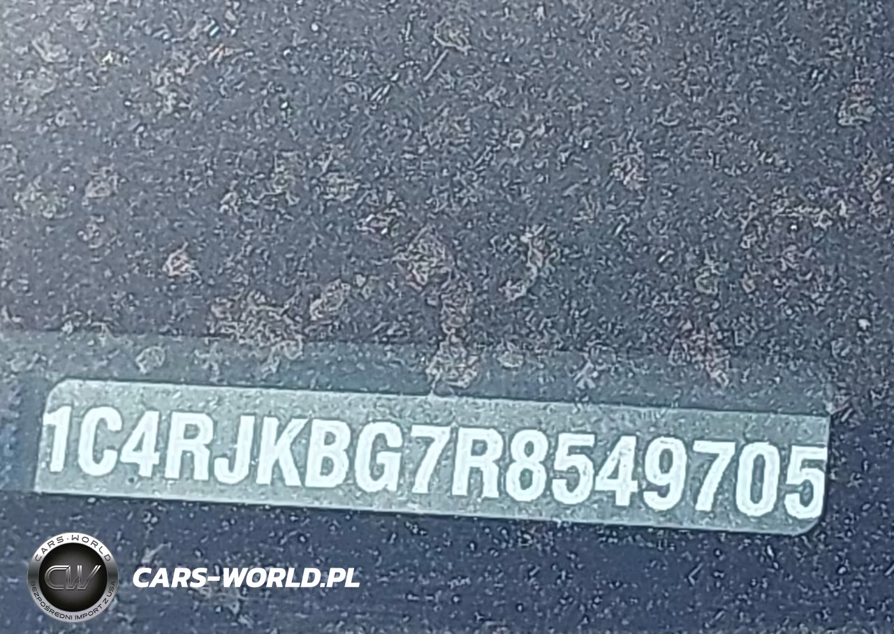 2024 Jeep Grand Cherokee L Limited 4X4 VIN:1C4RJKBG7R8549705 - 18