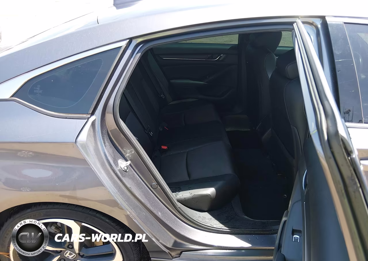 2018 Honda Accord Sport VIN:1HGCV1F32JA231310 - 8