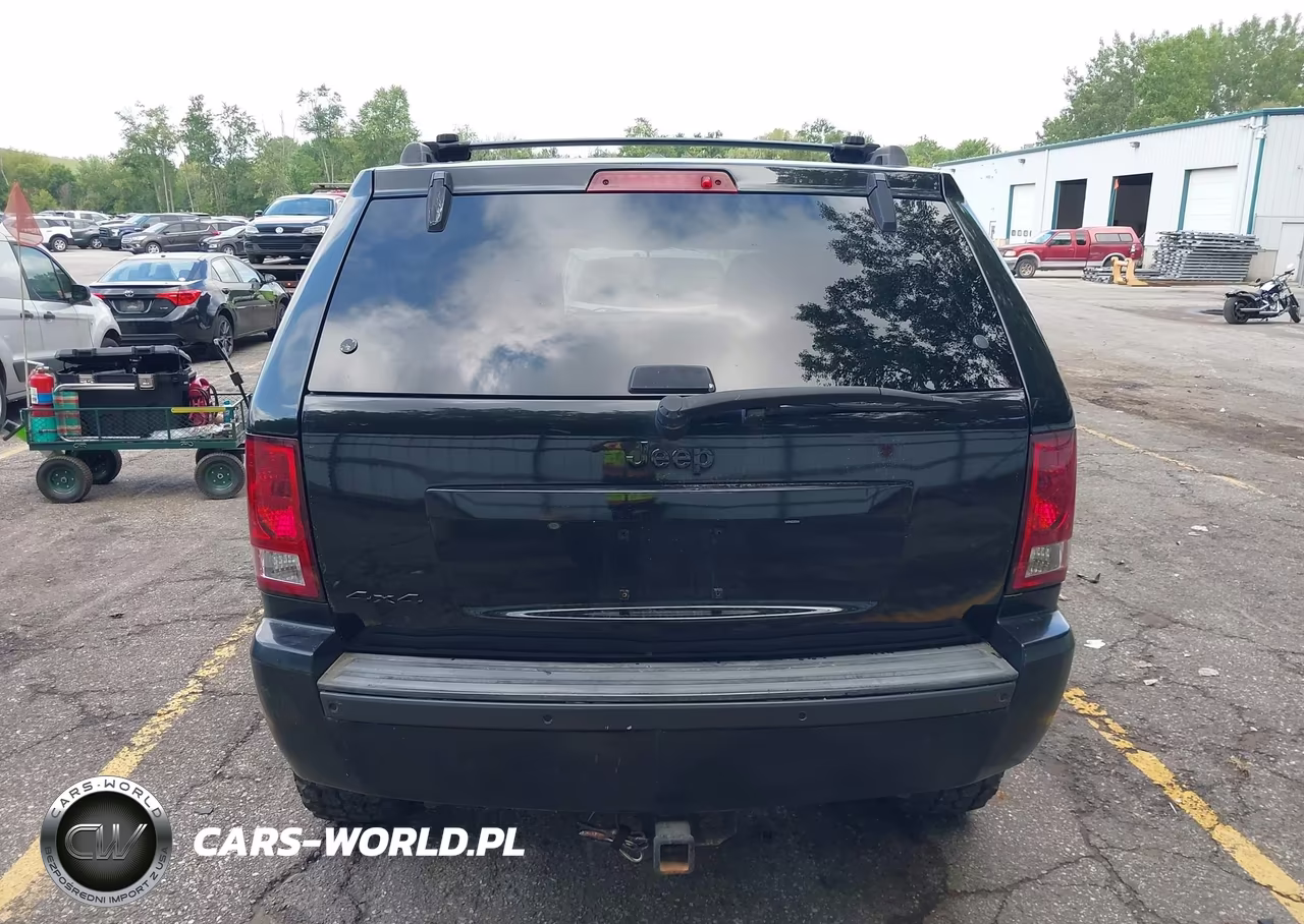 2010 Jeep Grand Cherokee Laredo VIN:1J4PR4GK9AC115953 - 16