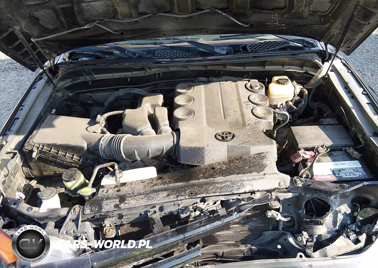 2012 Toyota Fj Cruiser VIN:JTEBU4BF1CK122540 - 10