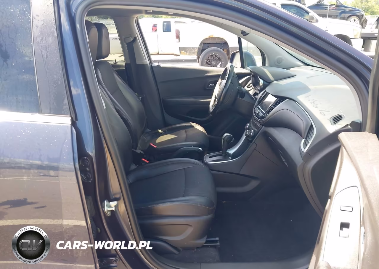2019 Chevrolet Trax Lt VIN:3GNCJPSB5KL226890 - 5