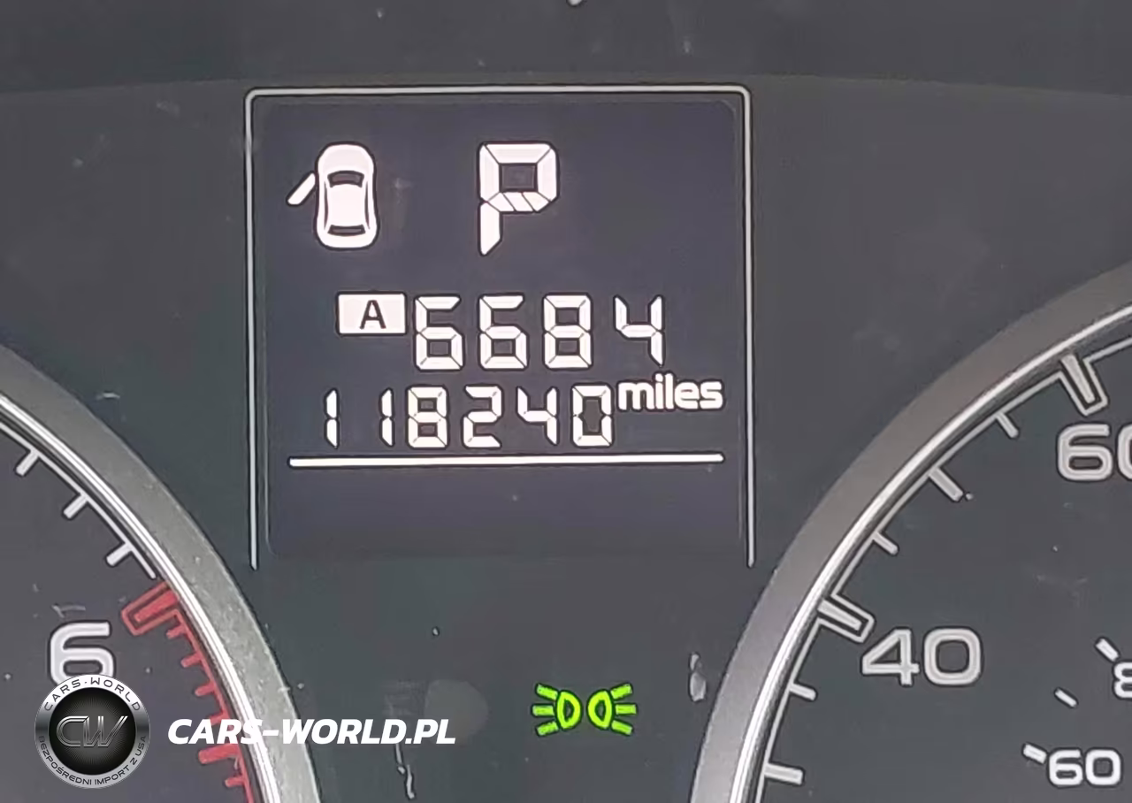 2014 Subaru Outback 2.5I Premium VIN:4S4BRBDCXE3230516 - 16