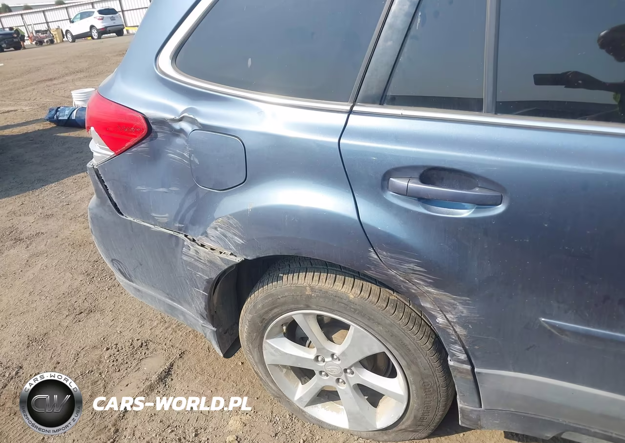 2014 Subaru Outback 2.5I Premium VIN:4S4BRBDCXE3230516 - 19