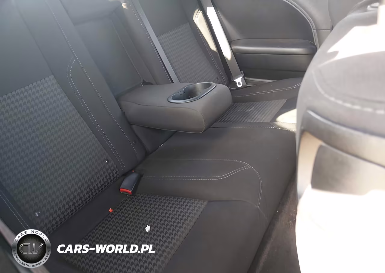 2017 Dodge Challenger Sxt VIN:2C3CDZAG5HH594274 - 8