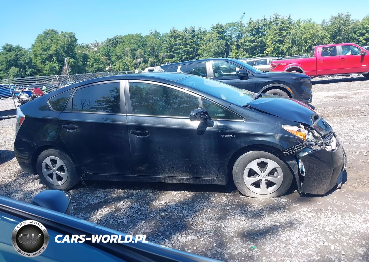 2012 Toyota Prius Two VIN:JTDKN3DU1C5437764 - 13