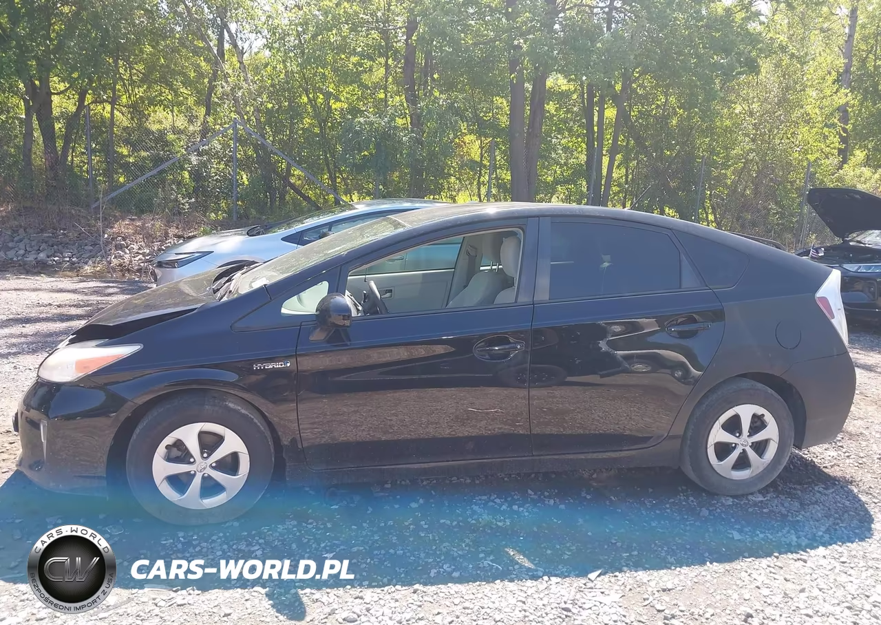 2012 Toyota Prius Two VIN:JTDKN3DU1C5437764 - 14