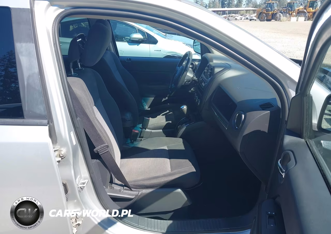 2011 Jeep Compass VIN:1J4NF1FB8BD266620 - 17