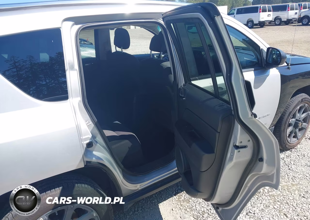 2011 Jeep Compass VIN:1J4NF1FB8BD266620 - 8