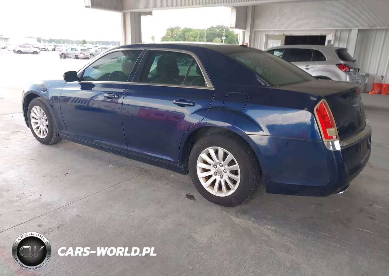 2014 Chrysler 300 VIN:2C3CCAAG6EH146691 - 3