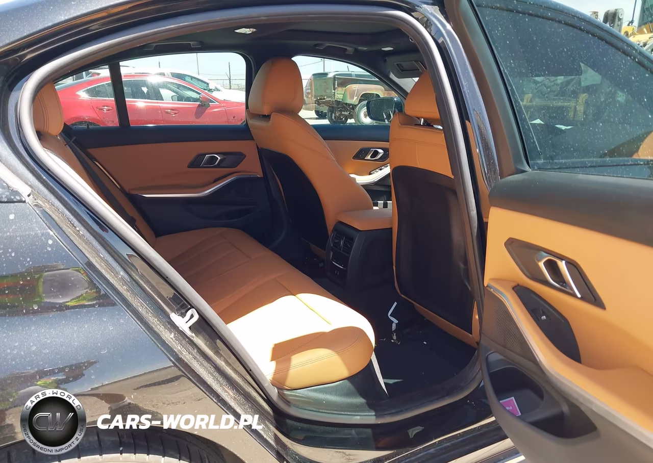 2025 BMW 330I VIN:3MW69CW05S8F76519 - 8