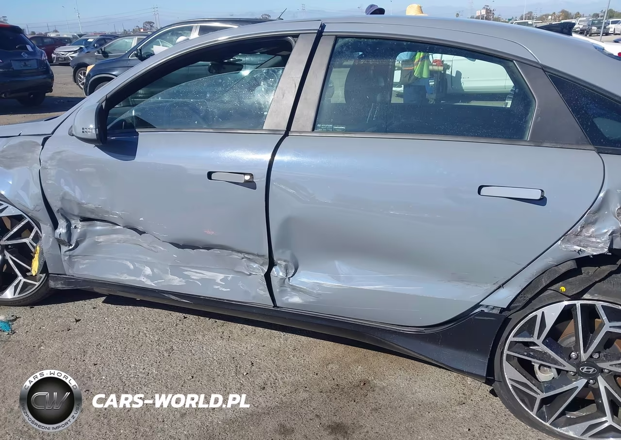 2025 Hyundai Ioniq 6 Sel VIN:KMHM34AA5SA082601 - 21