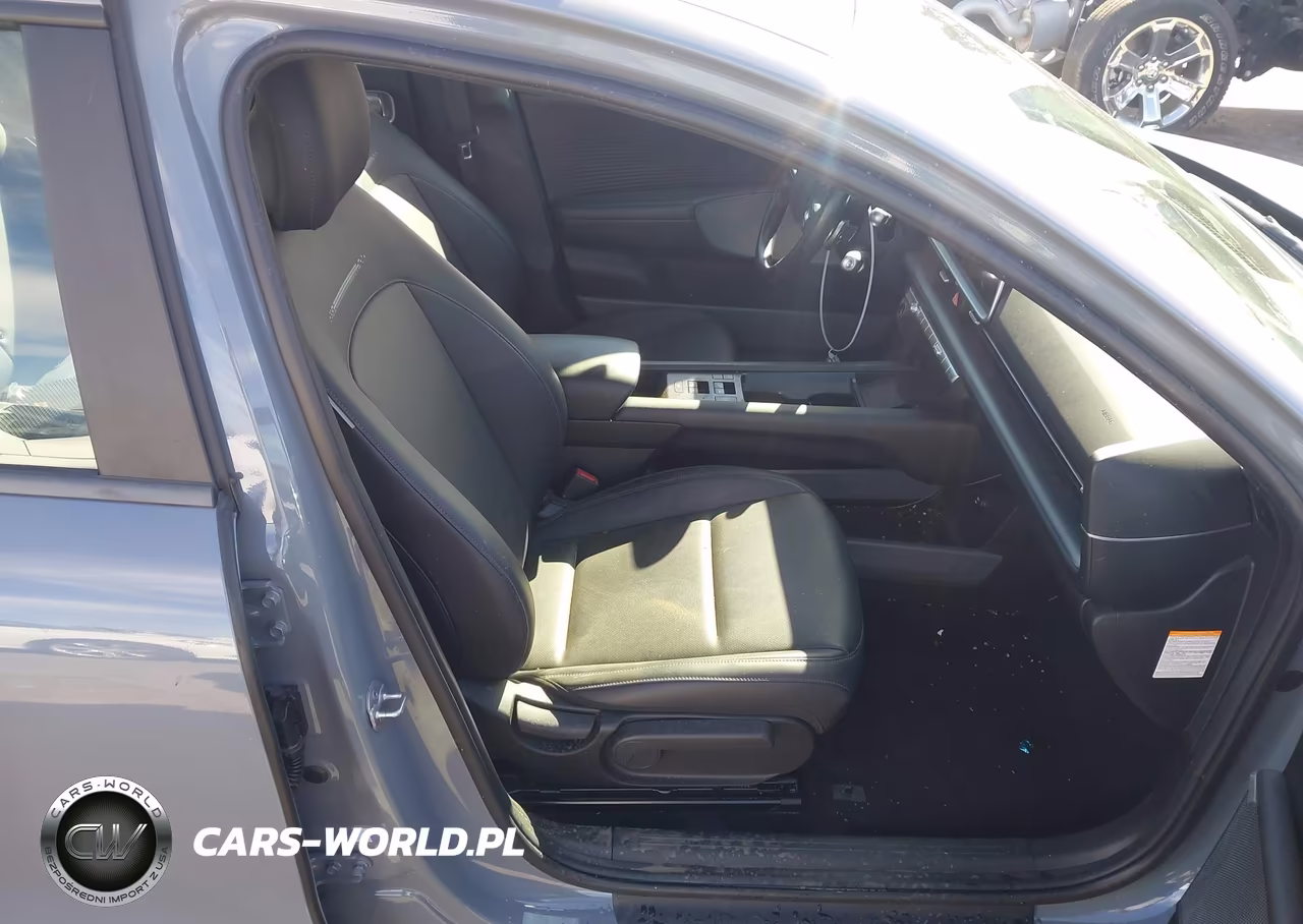 2025 Hyundai Ioniq 6 Sel VIN:KMHM34AA5SA082601 - 5
