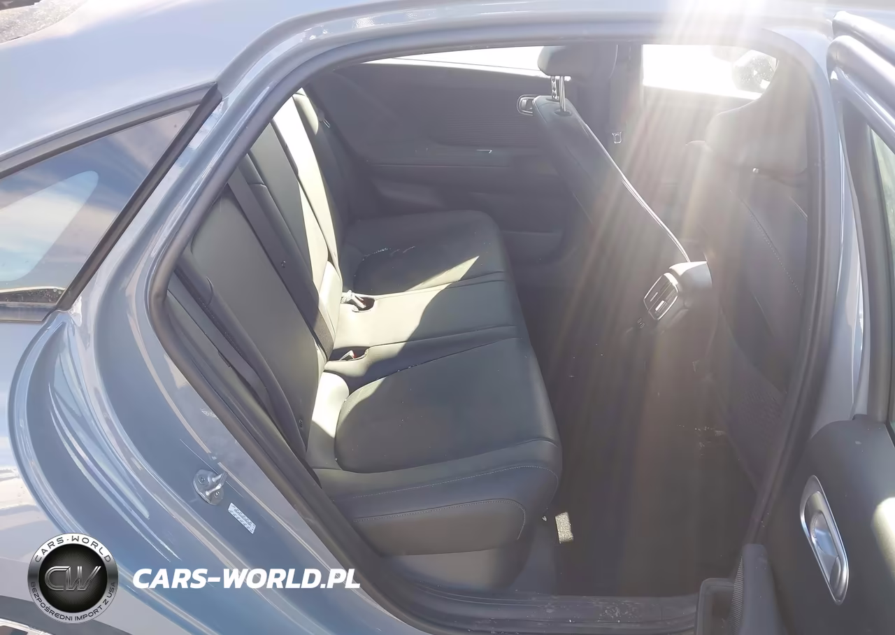2025 Hyundai Ioniq 6 Sel VIN:KMHM34AA5SA082601 - 8