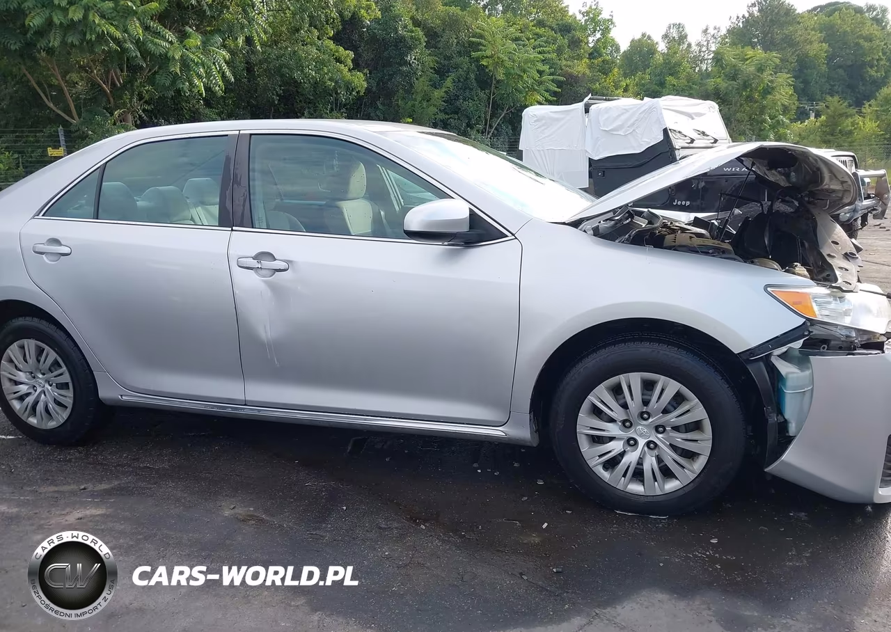 2014 Toyota Camry Le VIN:4T1BF1FKXEU354044 - 13