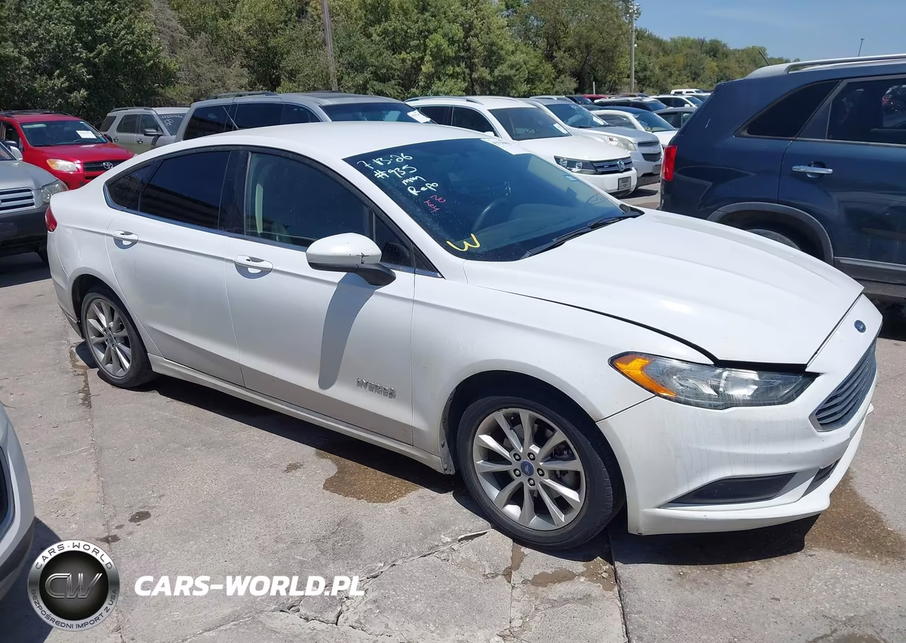 2017 Ford Fusion Hybrid Se – zdjęcie 1 z 16