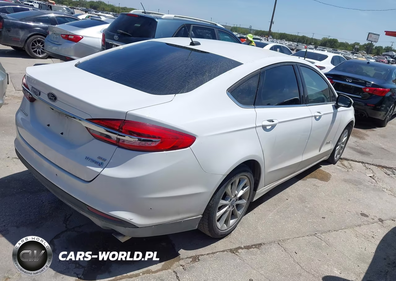 2017 Ford Fusion Hybrid Se VIN:3FA6P0LU0HR386117 - 4