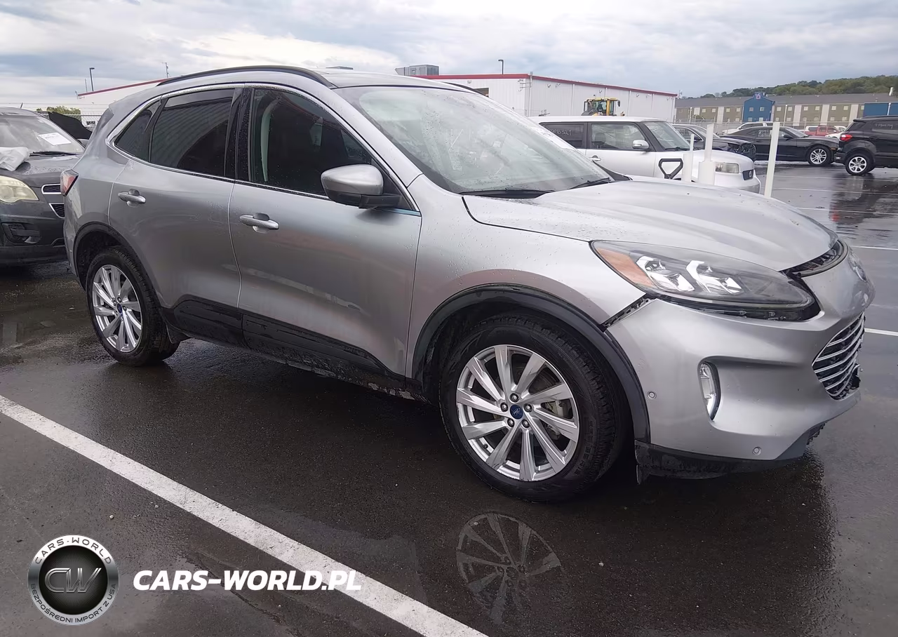 2021 Ford Escape Titanium