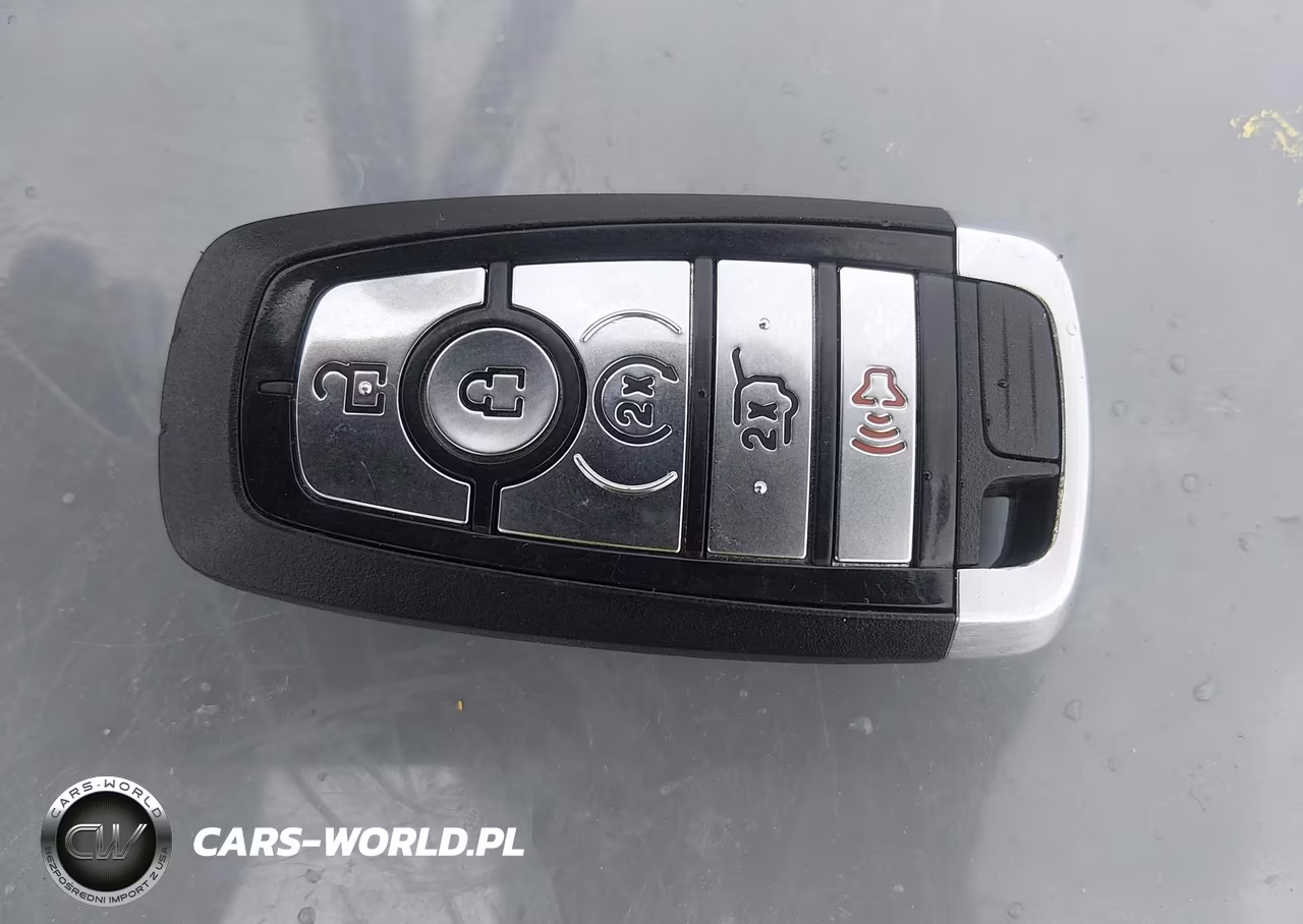 2021 Ford Escape Titanium VIN:1FMCU9J94MUA40367 - 10