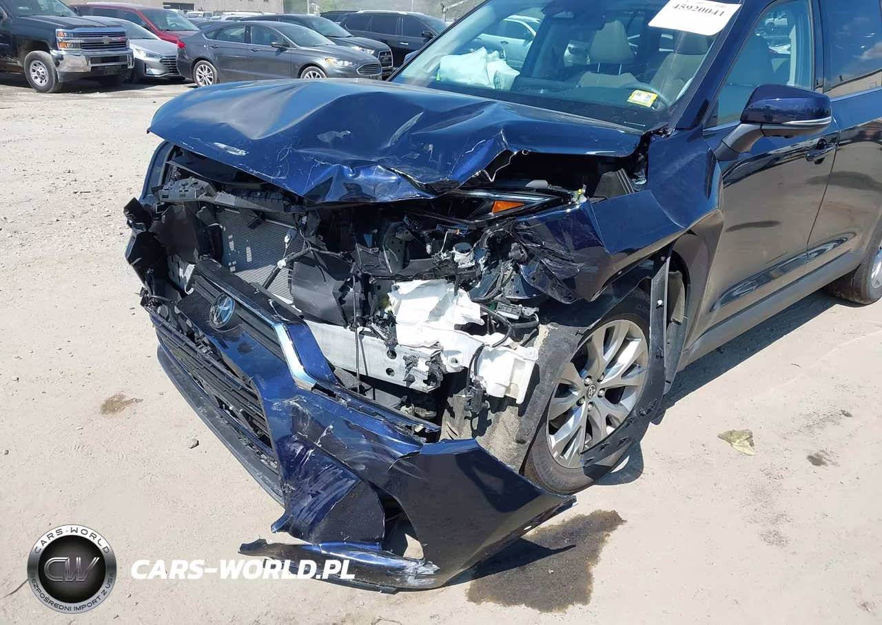 2025 Toyota Grand Highlander Limited VIN:5TDAAAB53SS084590 - 6