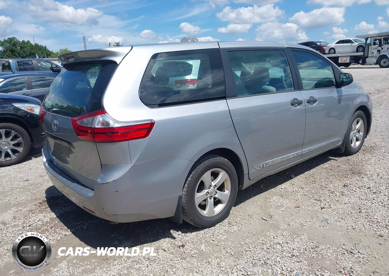 2017 Toyota Sienna L 7 Passenger VIN:5TDZZ3DC7HS871294 - 4