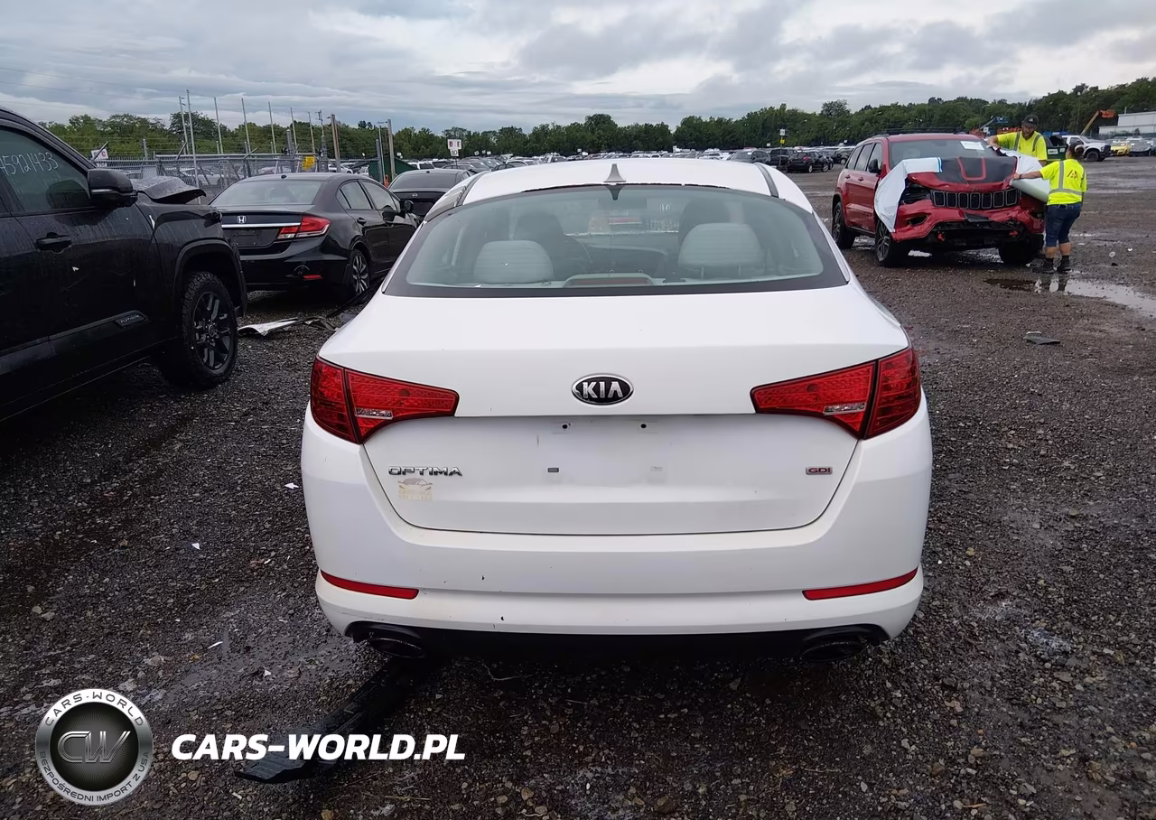 2013 Kia Optima Lx VIN:5XXGM4A77DG186341 - 17