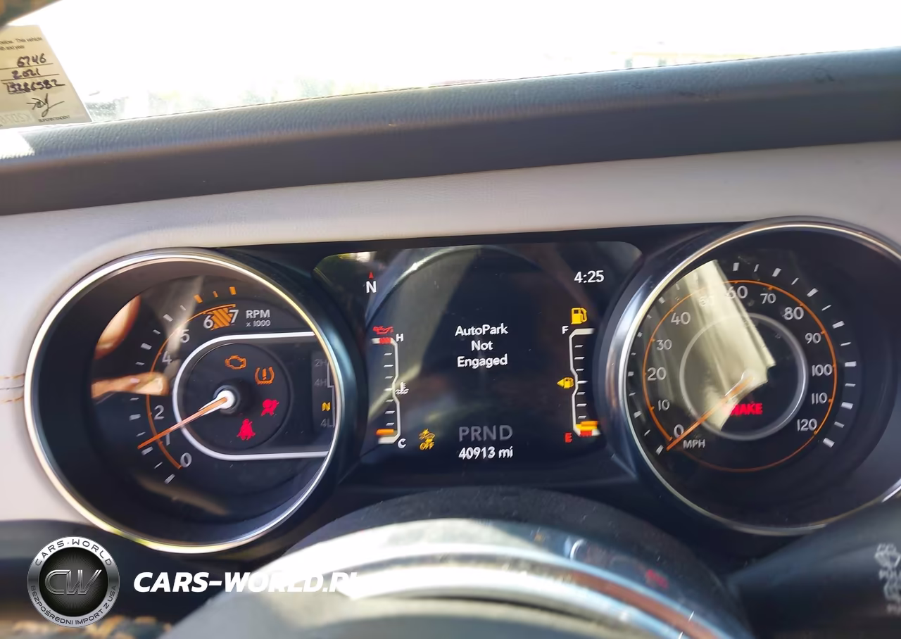 2021 Jeep Wrangler Unlimited High Altitude 4X4 VIN:1C4HJXEN1MW786746 - 7