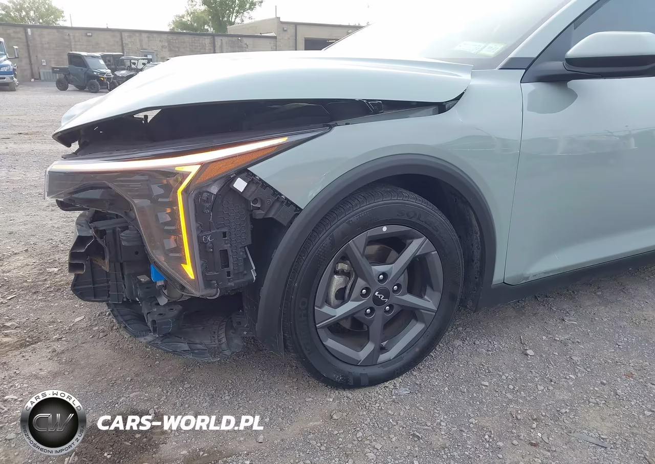2025 Kia K4 Lxs VIN:3KPFT4DE0SE032469 - 19