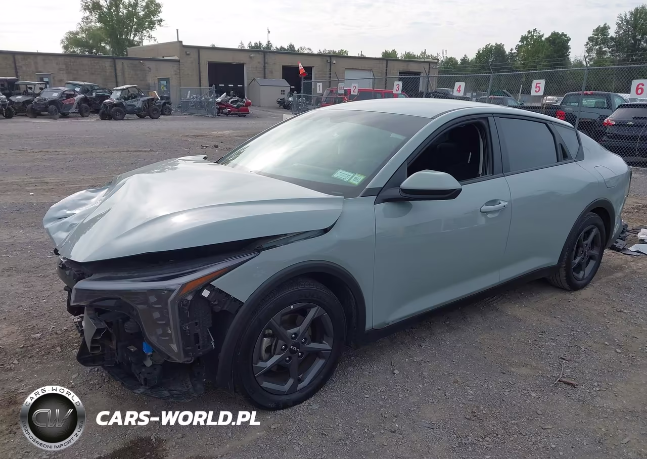 2025 Kia K4 Lxs VIN:3KPFT4DE0SE032469 - 2