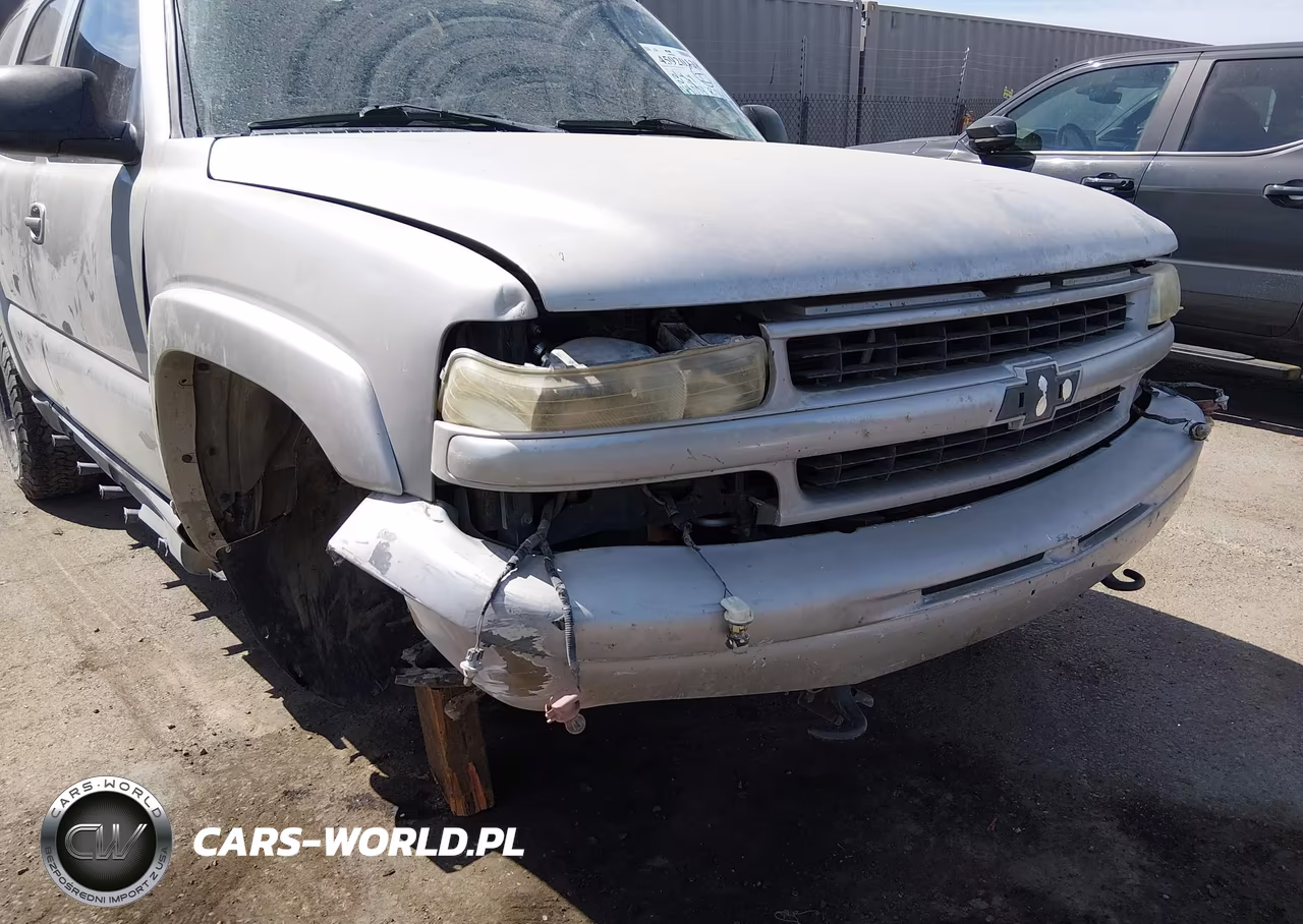 2004 Chevrolet Tahoe Z71 VIN:1GNEK13T84R321451 - 13