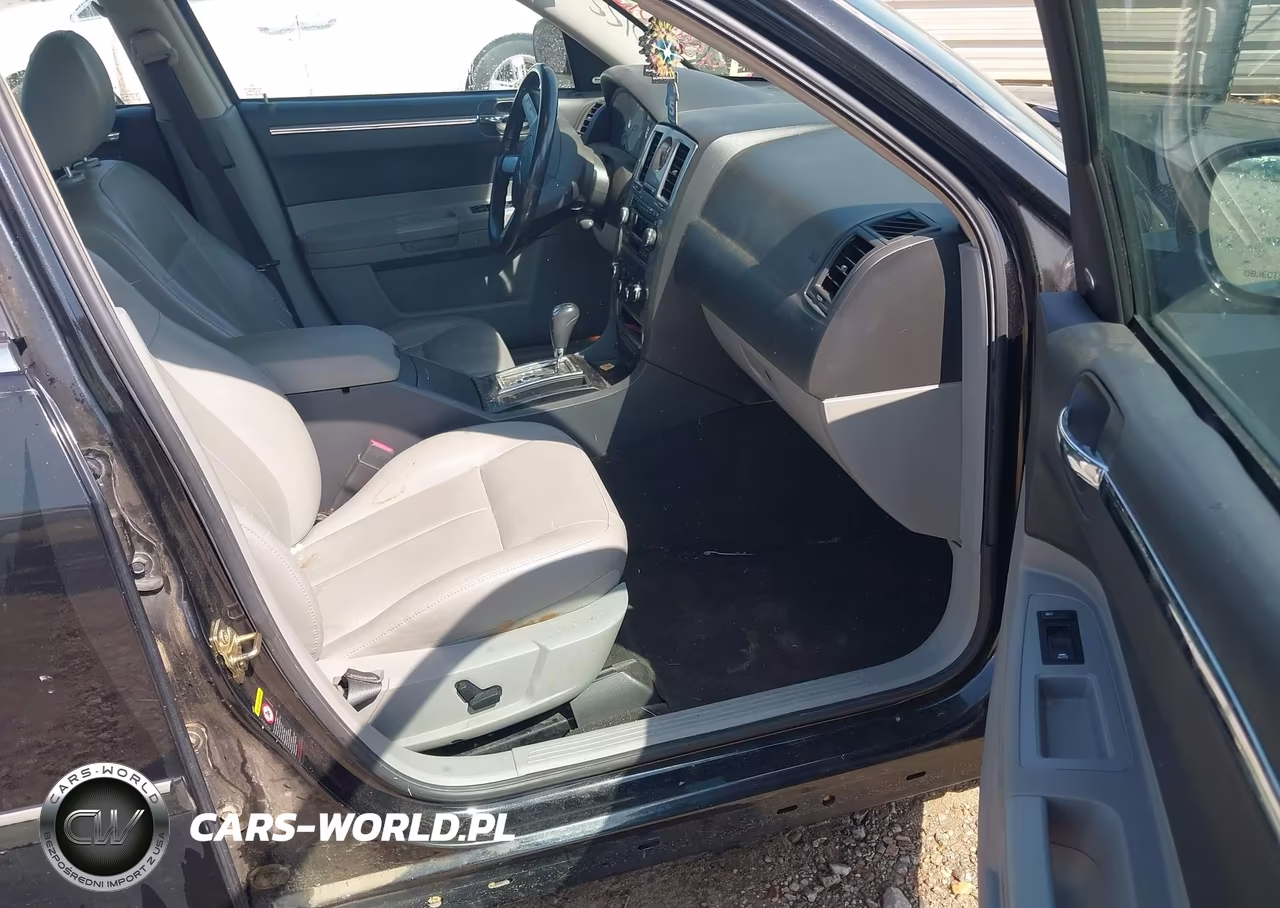 2006 Chrysler 300 Touring VIN:2C3LA53G26H196967 - 5