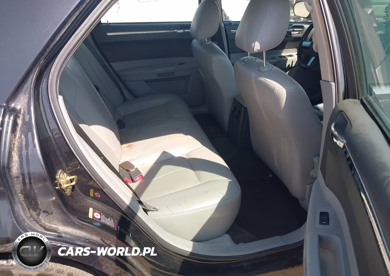 2006 Chrysler 300 Touring VIN:2C3LA53G26H196967 - 8