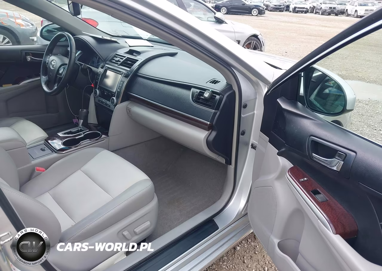 2014 Toyota Camry Xle VIN:4T4BF1FK6ER403973 - 5