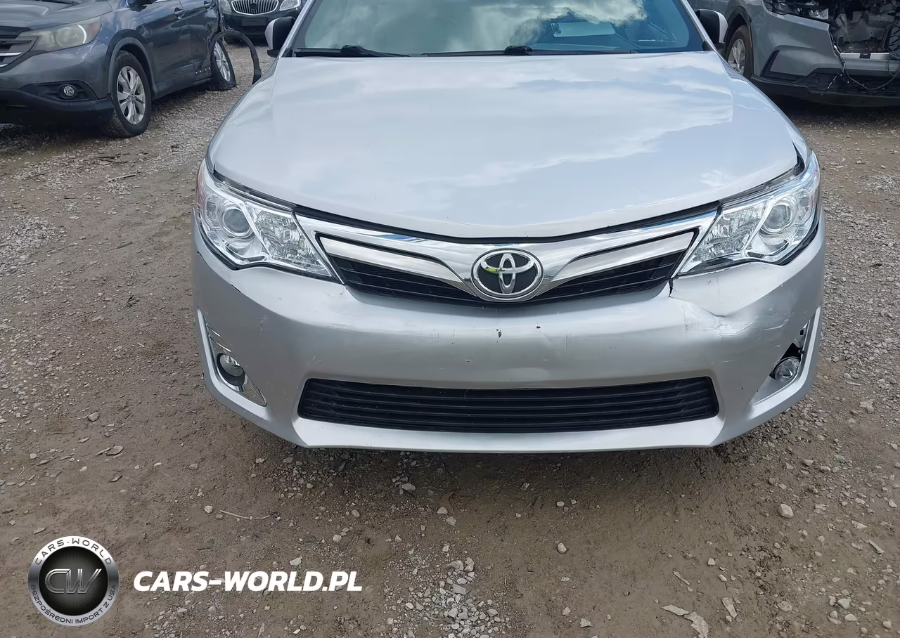 2014 Toyota Camry Xle VIN:4T4BF1FK6ER403973 - 6
