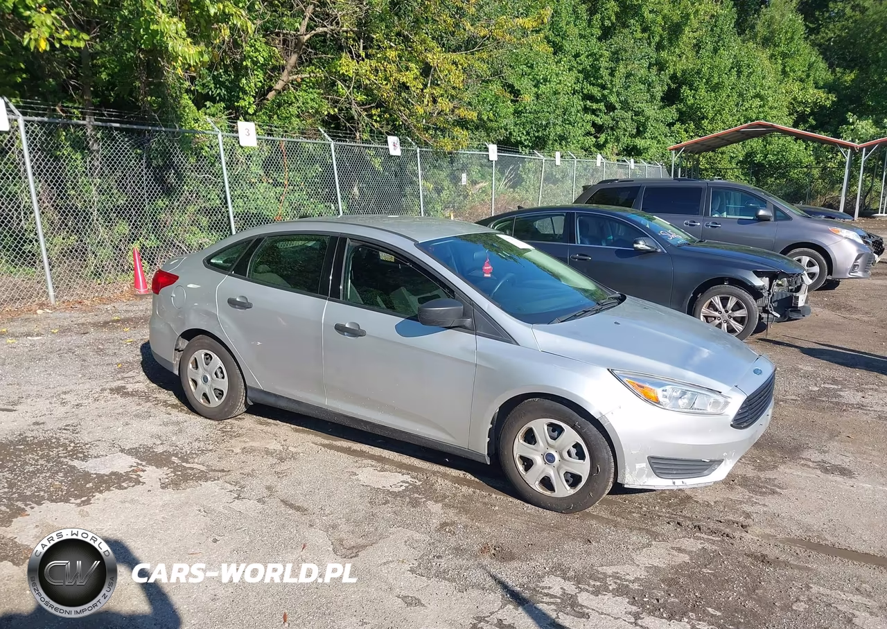 2017 Ford Focus S – zdjęcie 1 z 11