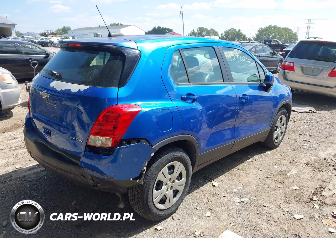 2015 Chevrolet Trax 1Ls VIN:KL7CJKSB9FB090554 - 4