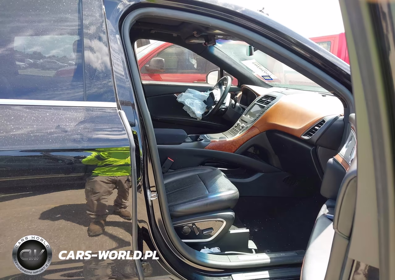 2019 Lincoln Nautilus Black Label VIN:2LMPJ7JP6KBL14835 - 5