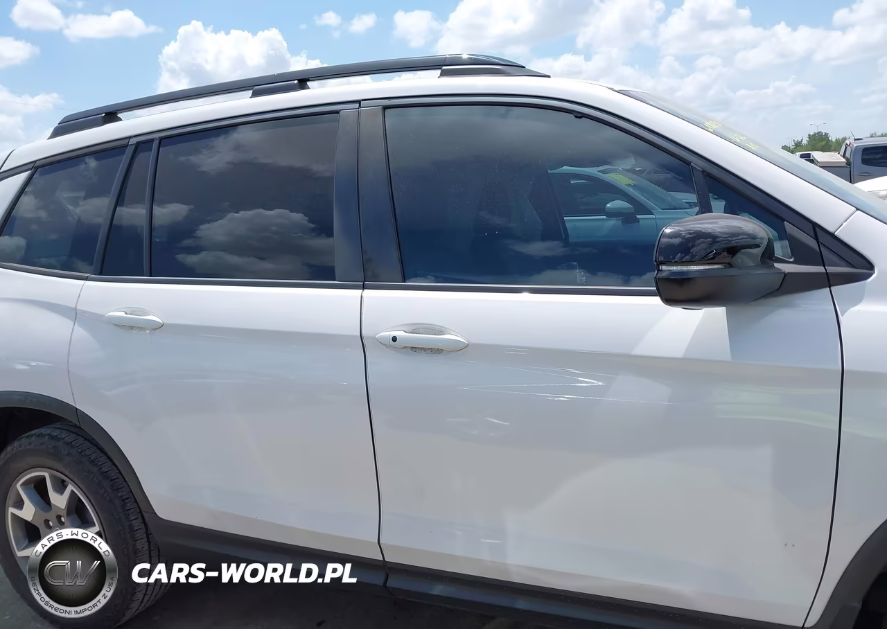 2023 Honda Passport Awd Trailsport VIN:5FNYF8H64PB024225 - 13