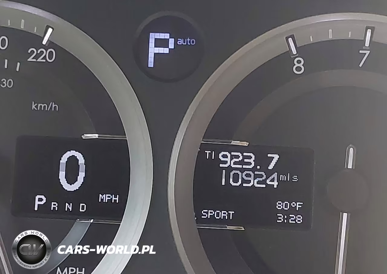 2015 Aston Martin Rapide S VIN:SCFHMDBS1FGF04669 - 16