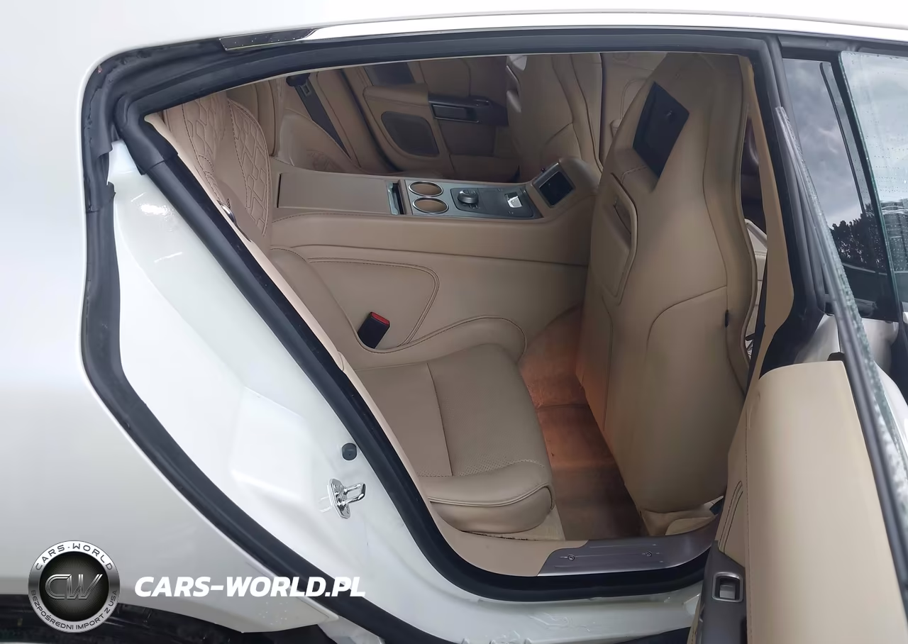 2015 Aston Martin Rapide S VIN:SCFHMDBS1FGF04669 - 8