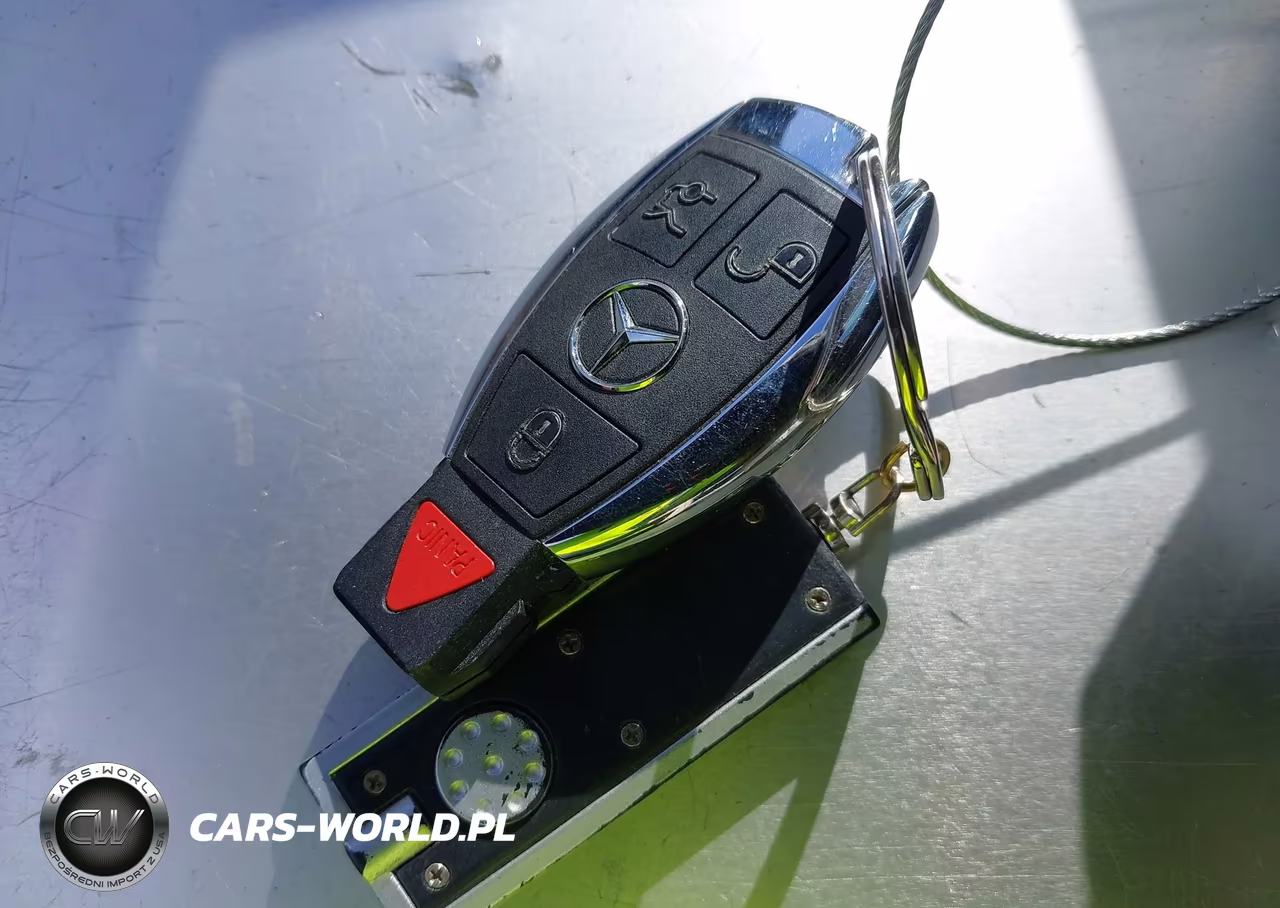 2014 Mercedes-Benz E 350 VIN:WDDHF5KB2EB075670 - 11