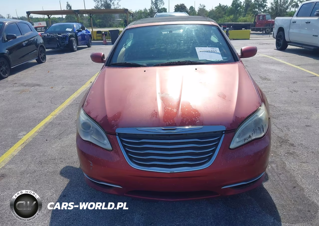 2011 Chrysler 200 Touring VIN:1C3BC2EG3BN537649 - 6