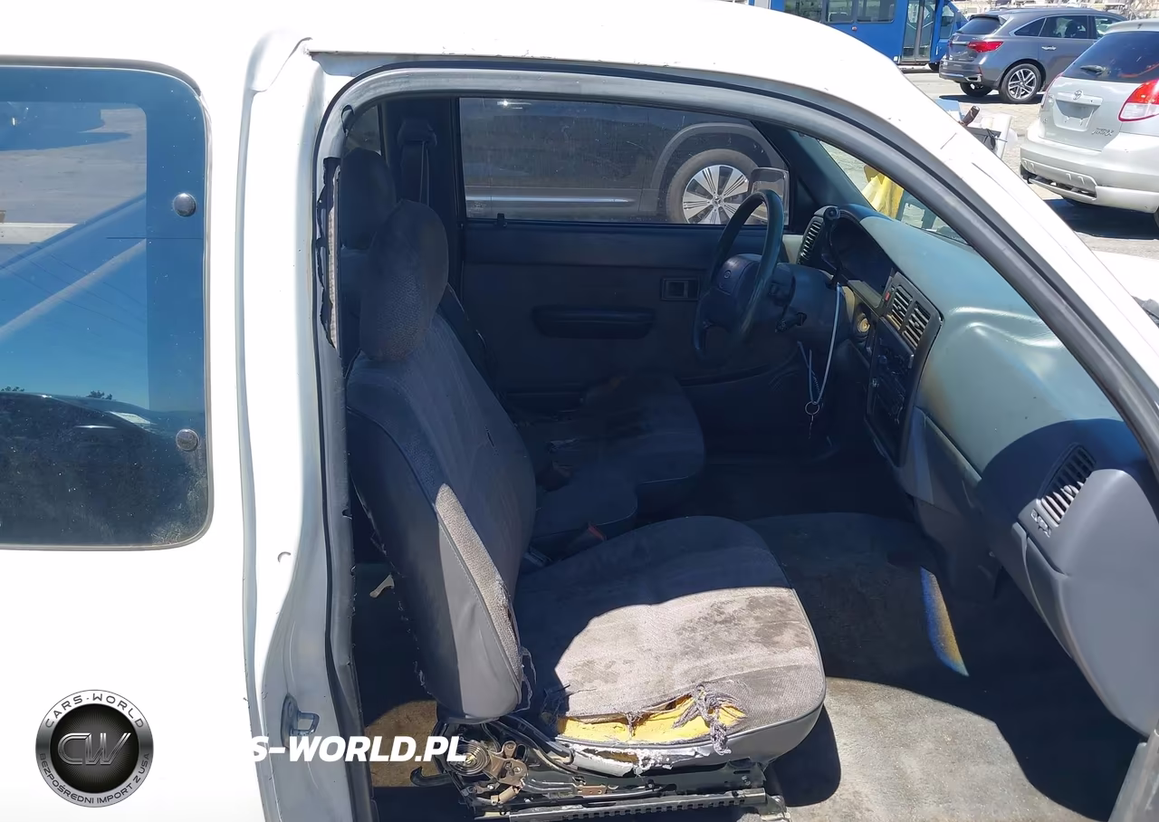 1997 Toyota Tacoma VIN:4TAVL52N6VZ235259 - 5