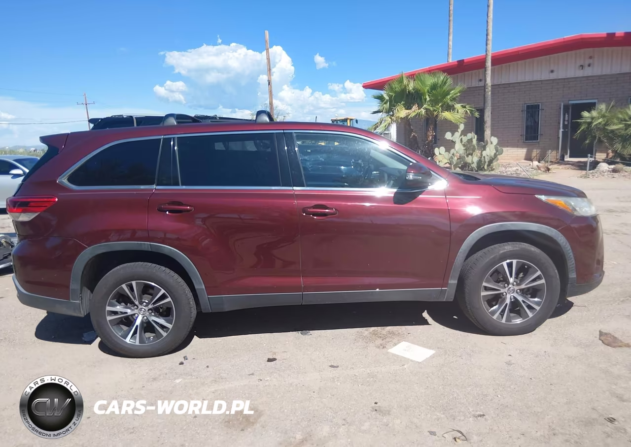 2019 Toyota Highlander Le VIN:5TDZZRFH6KS330529 - 13