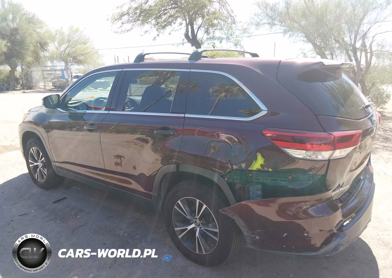 2019 Toyota Highlander Le VIN:5TDZZRFH6KS330529 - 14