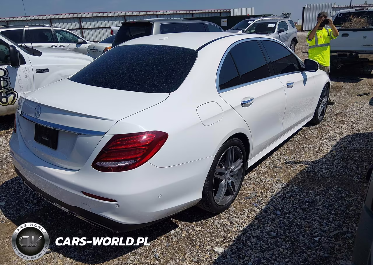 2017 Mercedes-Benz E 300 VIN:WDDZF4JB2HA201097 - 4