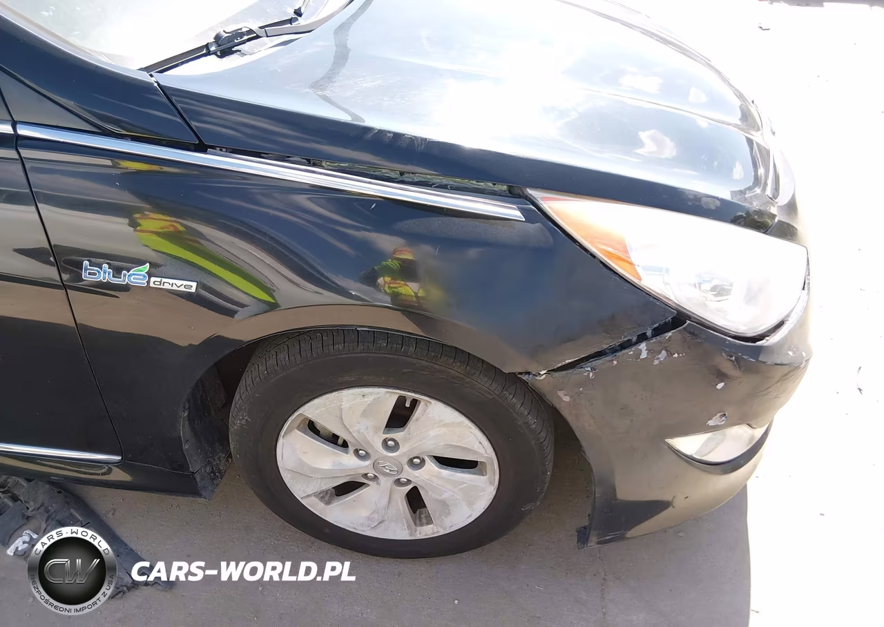 2015 Hyundai Sonata Hybrid VIN:KMHEC4A43FA133999 - 6