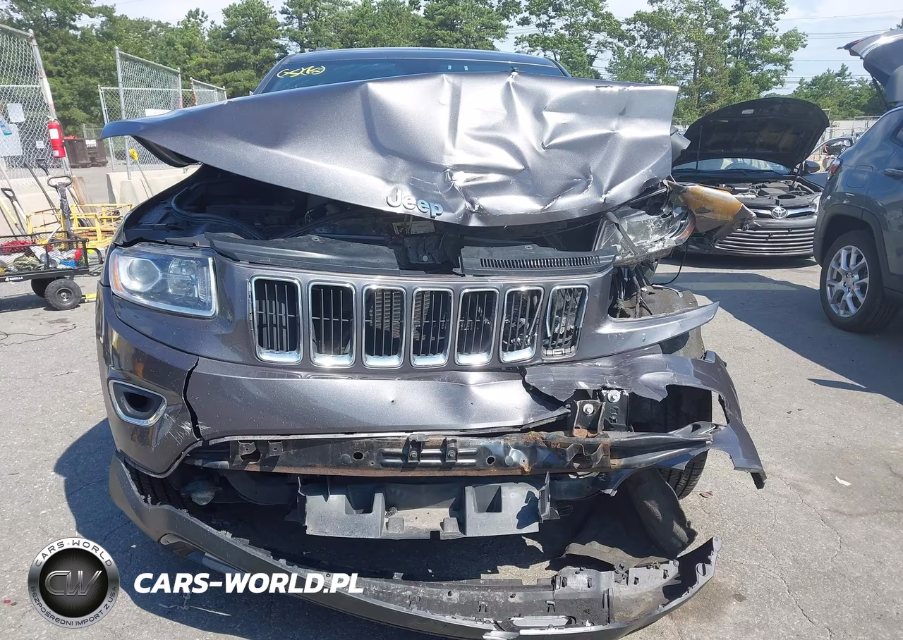 2016 Jeep Grand Cherokee Laredo VIN:1C4RJFAG4GC493743 - 12