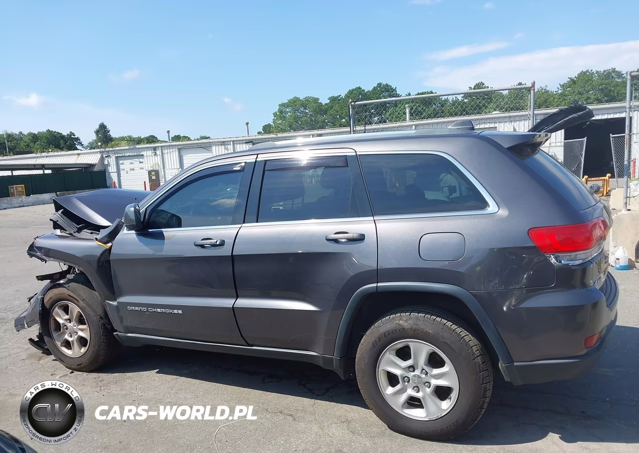 2016 Jeep Grand Cherokee Laredo VIN:1C4RJFAG4GC493743 - 14